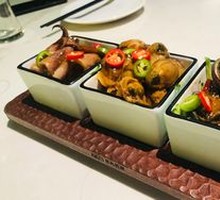 Nine Palaces Spicy Seafood Box