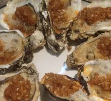 Garlic Steamed Oysters