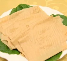 Oil-soaked tofu skin