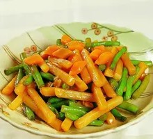 Braised Pork Belly with Potato and Green Beans