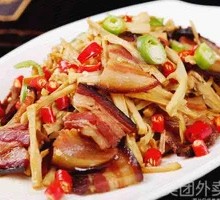 Bamboo Shoots with Preserved Pork
