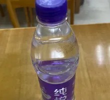 Quan Yue Mineral Water