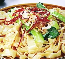 Oil-Poured Noodles