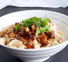 Pork Noodle Soup with Sauce