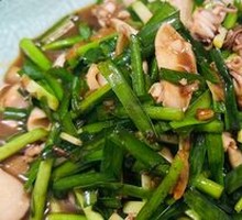 Braised Pork Belly with Cuttlefish