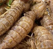 Steamed Prawn in Bamboo Shape