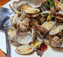 Spicy Stir-Fried Clams
