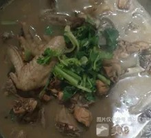 蘑菇炖鸡