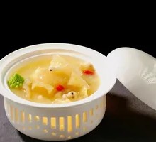 Golden Soup with Shark's Fin