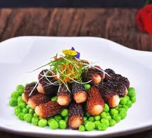 Stuffed Shrimp Paste with Morel Mushrooms