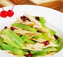Stir-fried Celery with Tofu Skin