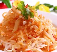 Refreshing Jellyfish Salad
