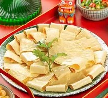 Oil-soaked tofu skin