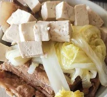 Pork Rib and Tofu Rice with Chinese Cabbage