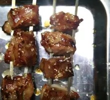 Honey-glazed Pork Ribs
