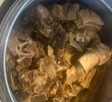 Old-Slow-Braised Beef Bones