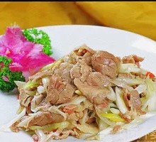 Scallion Stir-Fried Lamb