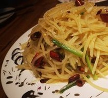 Sour Spicy Potato Strips
