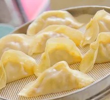 Black Pork Soup Dumplings