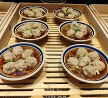 Steamed Water Chestnut Meatballs