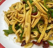 Bell Pepper and Tofu Skin Stir-Fry