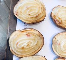Famous Cheese Baked Potato