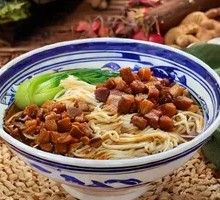 Signature Braised Pork Noodles