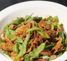 Stir-Fried Pork with Green Pepper