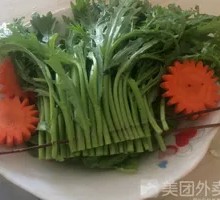 Chinese chrysanthemum greens