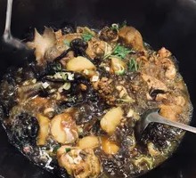 Chicken Stewed with Mushrooms