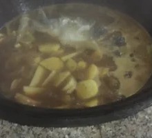 Stir-fried in Iron Pot