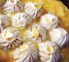 Pan-fried Hangzhou Soup Dumplings