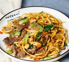Stir-Fried Noodles with Meat