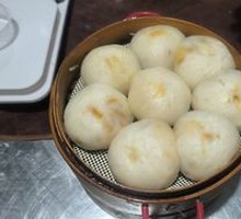 Fresh Pork and Celery Steamed Dumplings