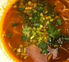 Tomato Braised Beef Noodles