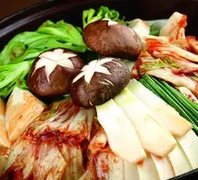Pork Belly Stewed with Kimchi
