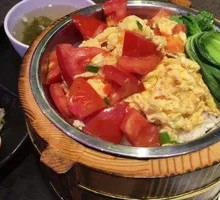 Tomato and Egg Bucket Rice
