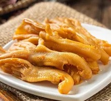 Spicy and Sour Boneless Duck Feet