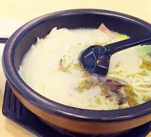 麻辣鸡块米线