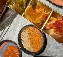 Four-Style Small Dishes