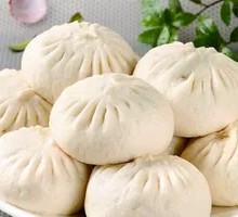 Braised Chicken and Mushroom Buns