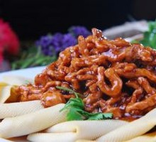 Beijing-style Shredded Pork in Soy Sauce