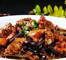 Chicken Stewed with Hedge Mushrooms