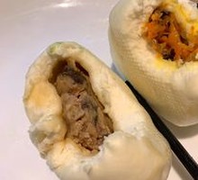 猪肉香菇包