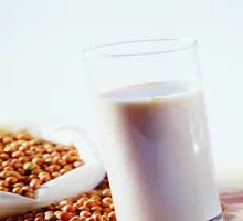 Red Bean and Coix Seed Soy Milk