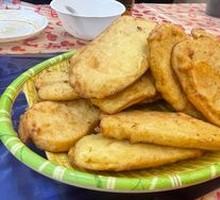 Egg-fried Steamed Bun Slices