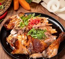 Crab Roe Roasted Chicken Rice Bowl (Half)