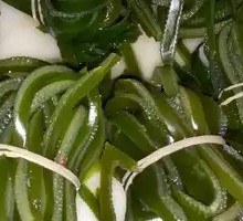 Thin seaweed strips