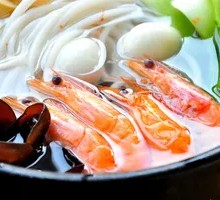 Fresh Shrimp Over Bridge Rice Noodles