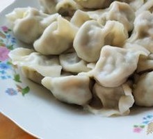 Green Bean and Pork Dumplings